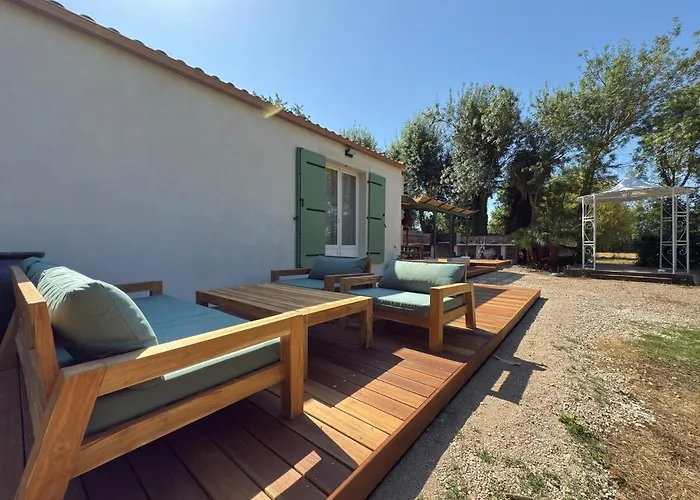 A 5 Min De La Villa *